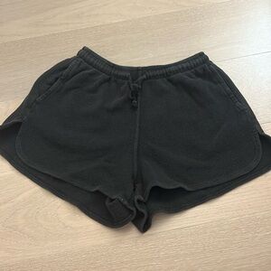 Brandy Melville shorts